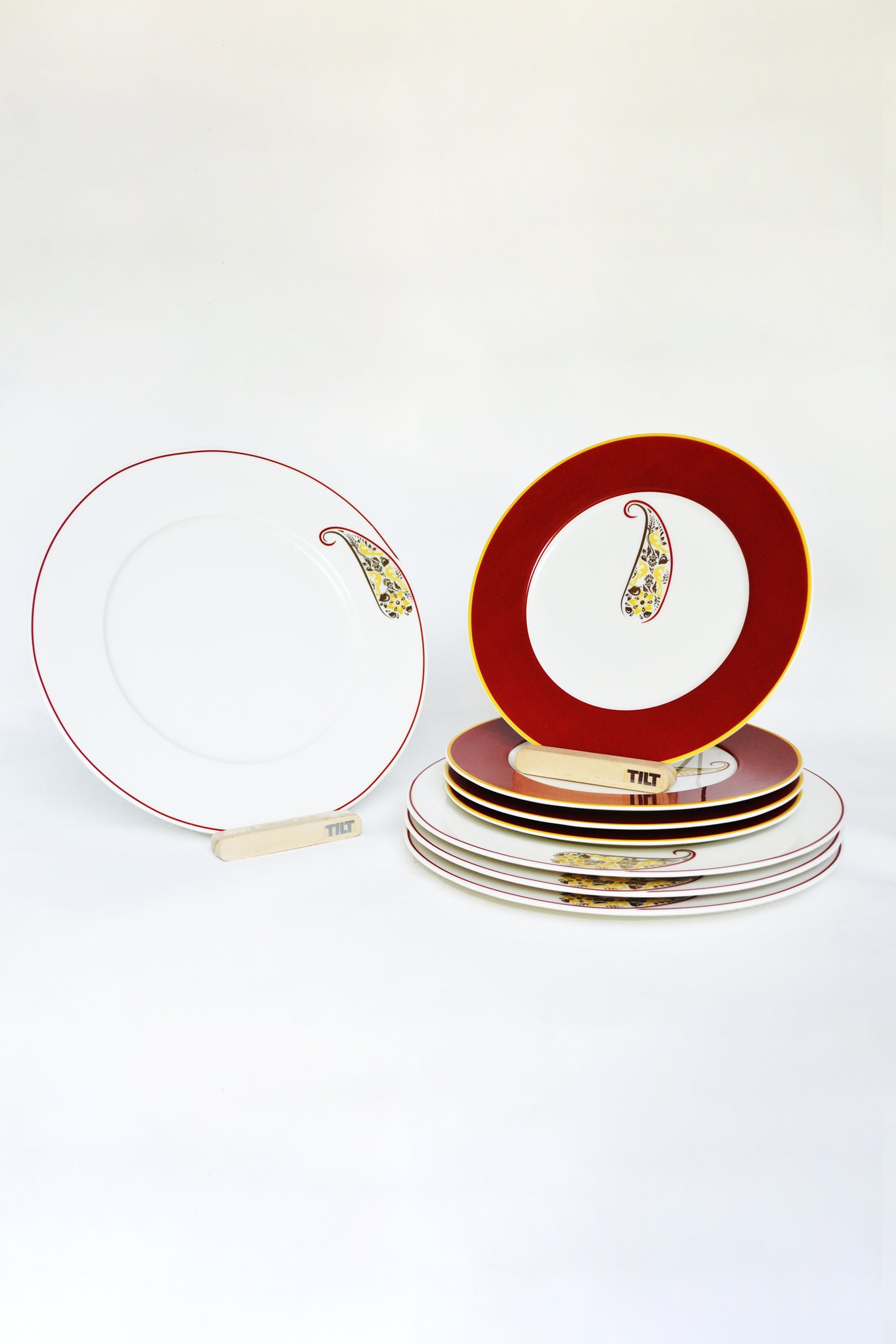 Paisley Dinnerware - Set of 4